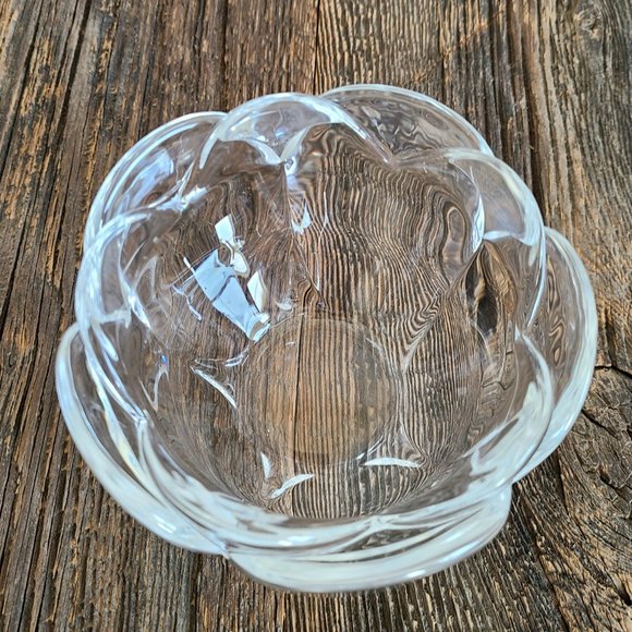 Royal Copenhagen crystal bowl in lotus shape. - Picture 6 of 9